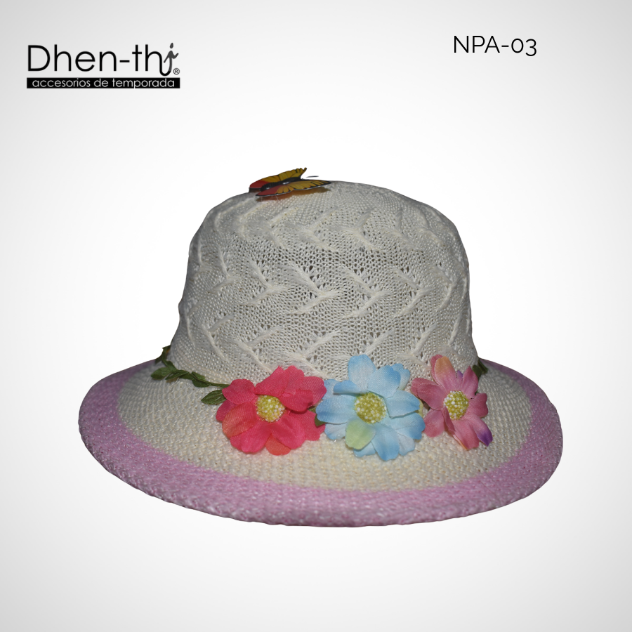 Sombrero de hilo para niña: flores