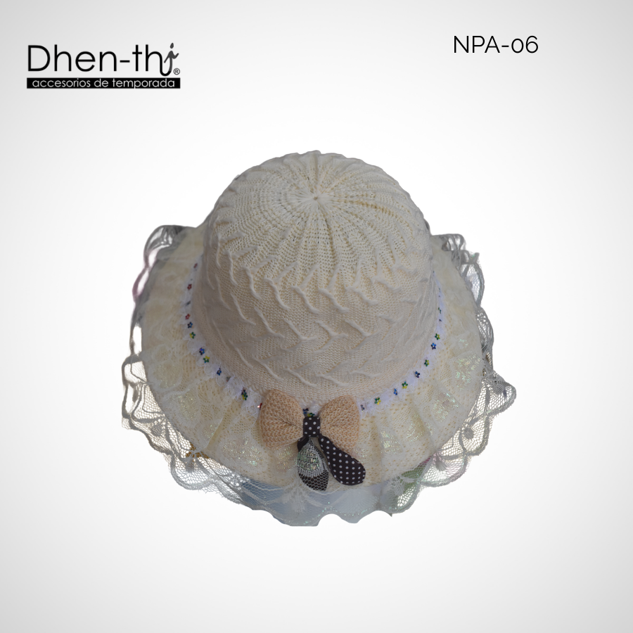 Sombrero de hilo para niña: Encaje