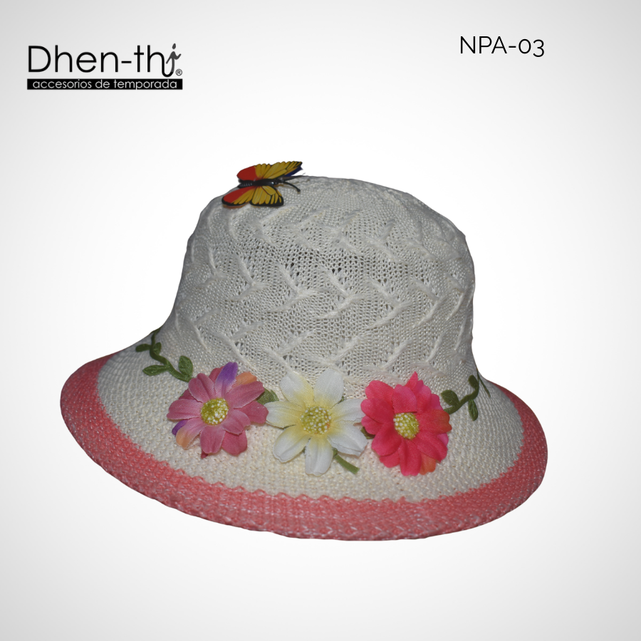 Sombrero de hilo para niña: flores